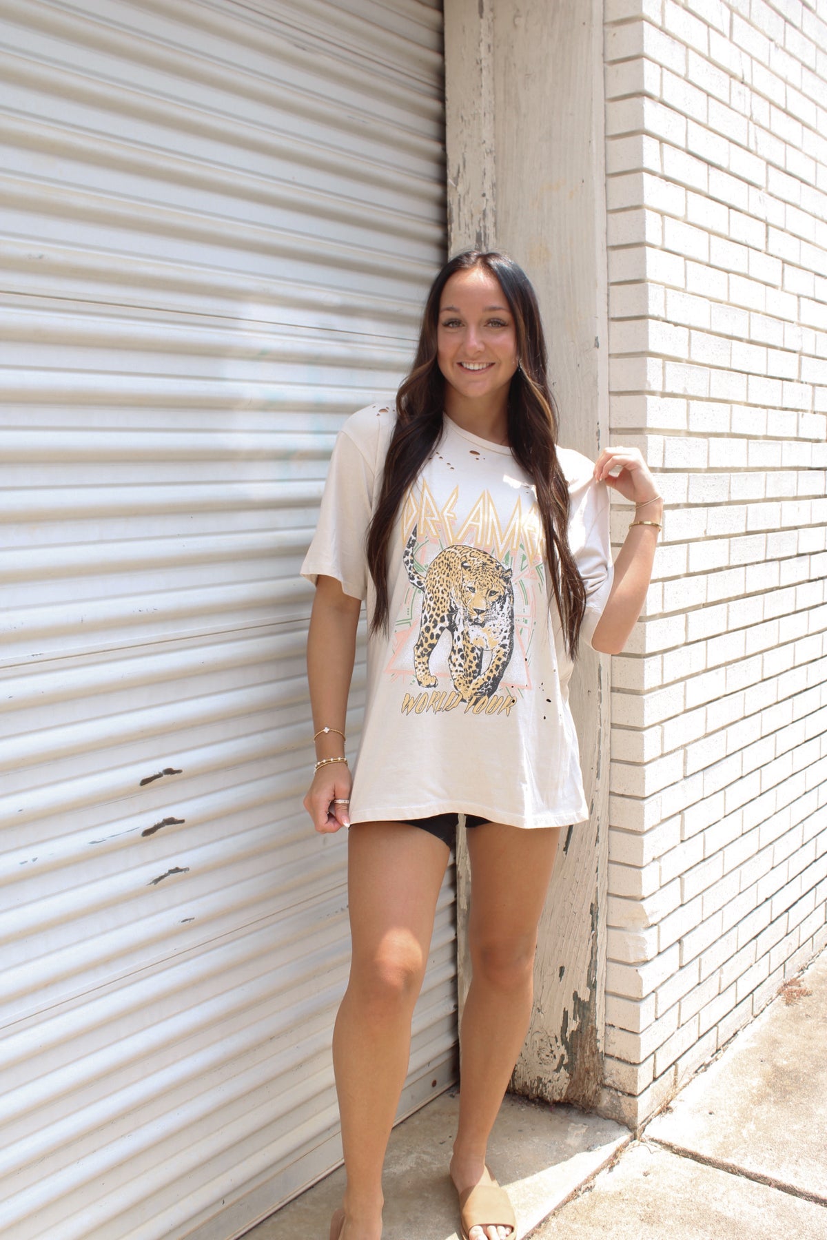 Dreamer Graphic Tee -SAND-